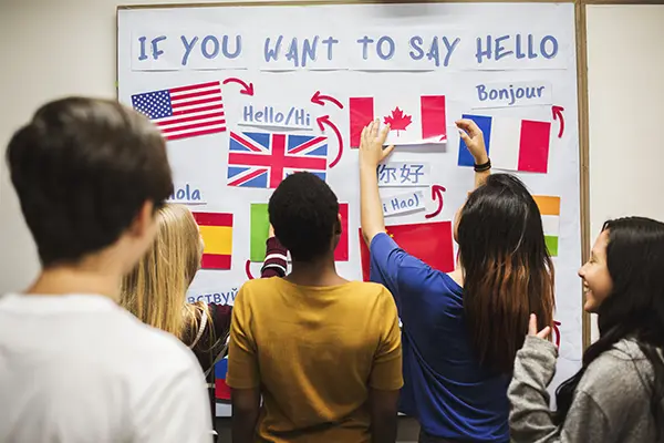 Las academias de idiomas son un negocio rentable en Colombia.